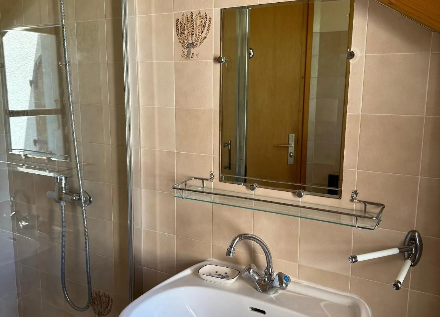Maison Avec Acces Prive Au Bord De Drome Mirabel-et-Blacons 0*,